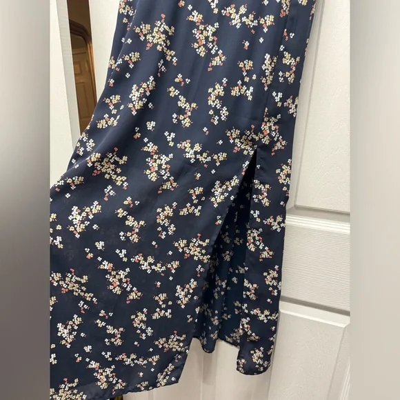 Abercrombie & Fitch Blue Slip Floral Maxi Dress, Size: S - Picture 3 of 5